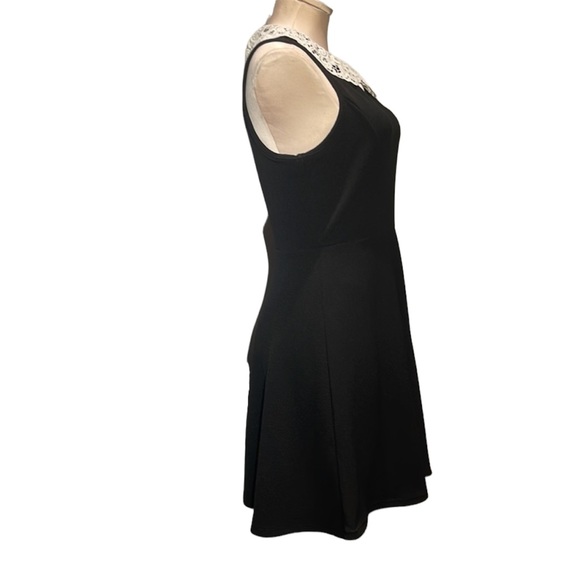 Hot Topic Midnight Hour dress. Black with white lace collar. Size S. NWT - Picture 3 of 12